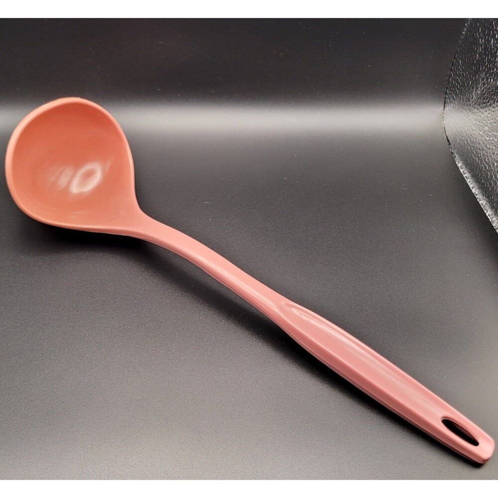 Vintage Foley Soup Ladle Utensil Pink Plastic Nylon USA - Picture 2 of 6
